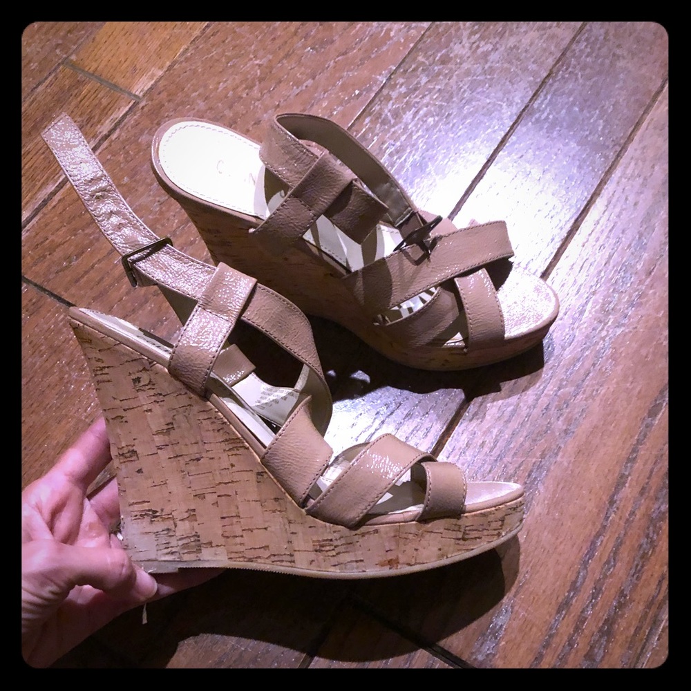 Wedge heels